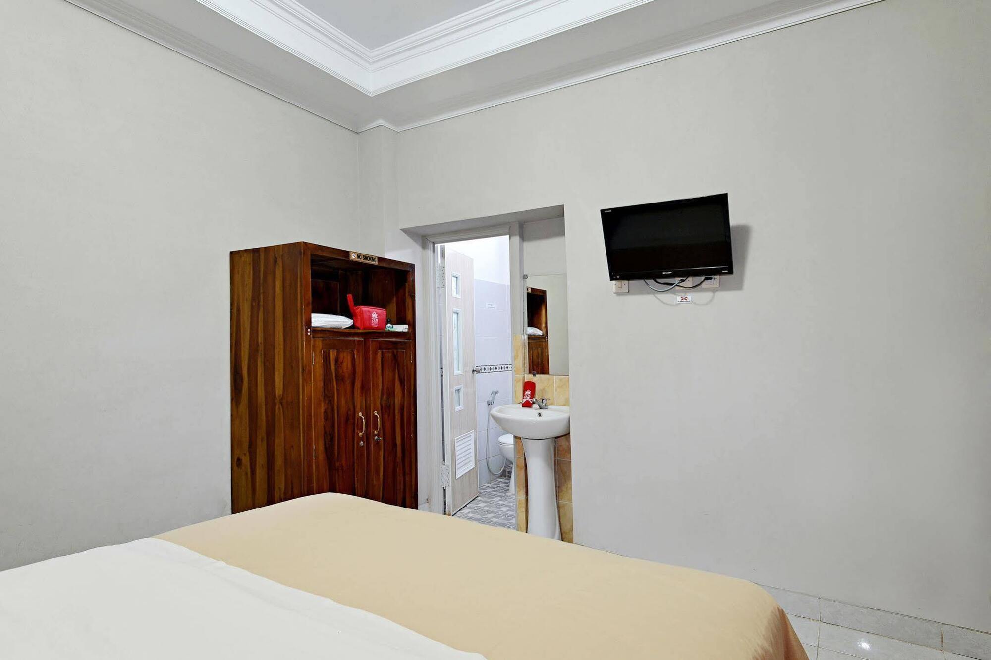 Zen Rooms Sabana Urip Sumoharjo Yogyakarta Exterior foto